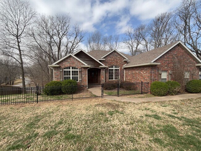 Primary Photo - 3 Bedroom, 2 Full Bath, 2-car attached gar...