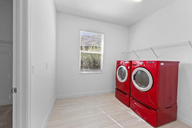 Building Photo - 14265 17th Ct E