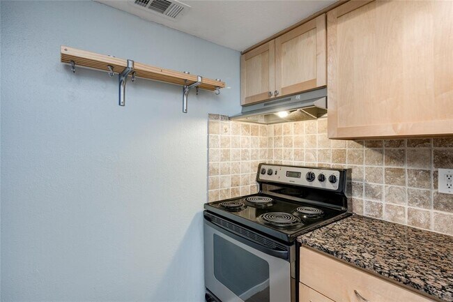 Building Photo - 3627 Menchaca Rd