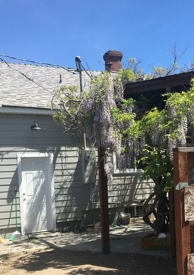 Primary Photo - 1987 Plumas St