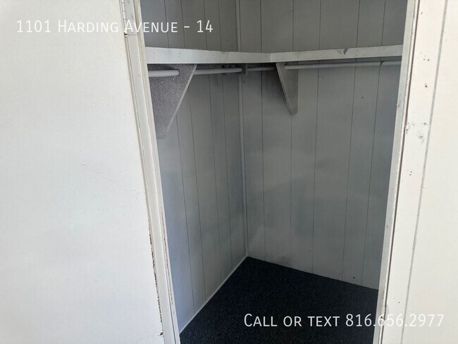 Building Photo - Mobile Home For Rent