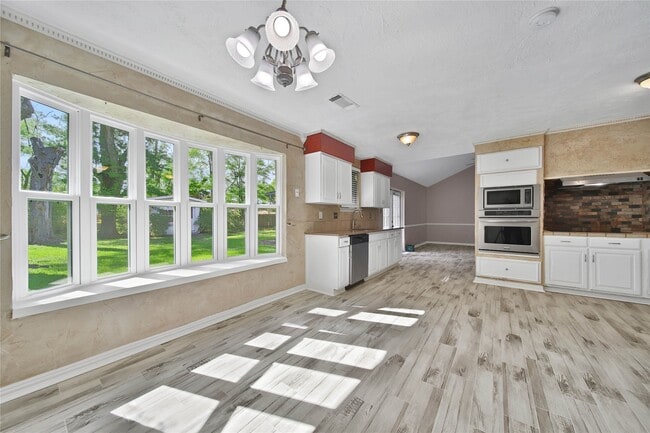 Building Photo - 2006 Mermaid Ln