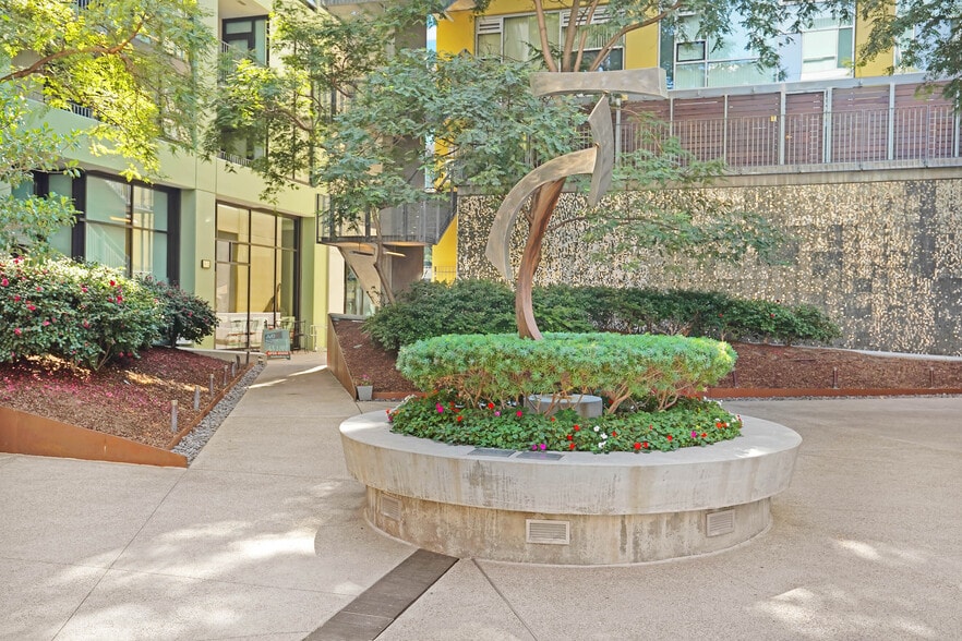 Icon's interior courtyard - 350 11th Ave