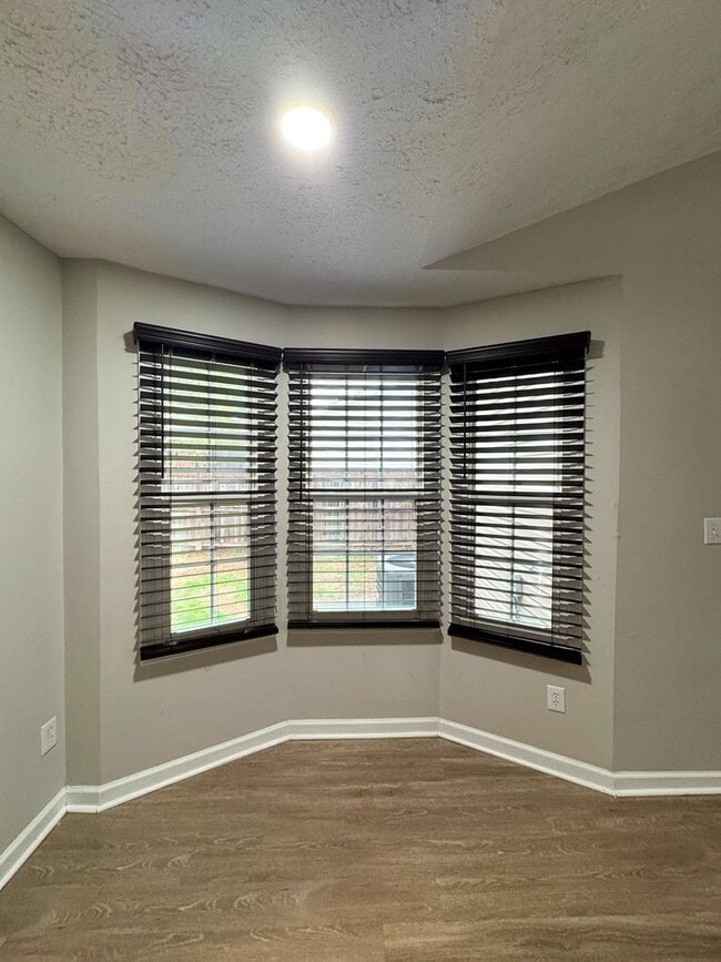 Building Photo - Charming 3 Bed 2 Bath Home in Jack Britt