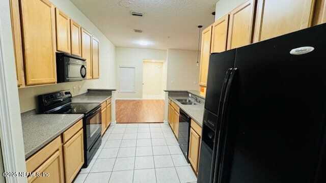 Building Photo - 8204 White Falls Blvd