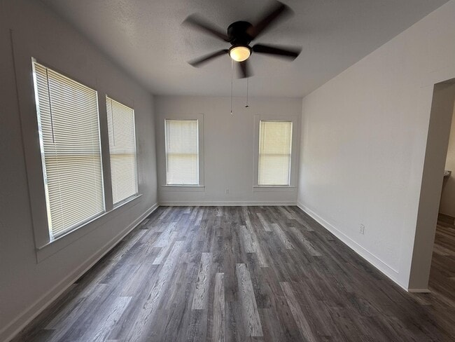 Building Photo - 2565 Rusk St