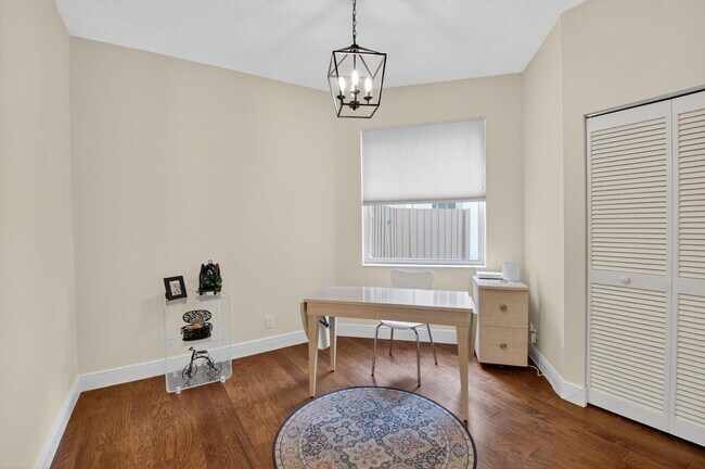 Building Photo - 2500 NW 66th Dr