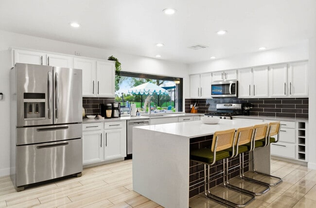 Building Photo - 11802 Hayden Rd