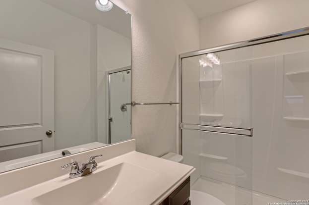 Building Photo - 4950 Hallies Gdn