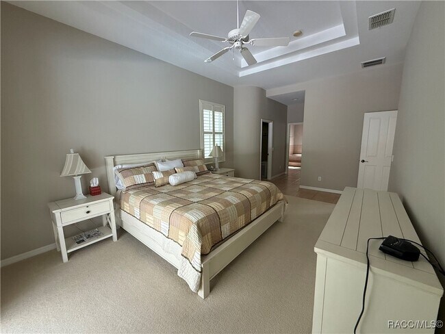 Building Photo - 12 Sweet Peas Ct