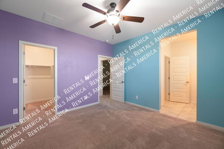 Building Photo - 1079 W Blue Rdg Dr