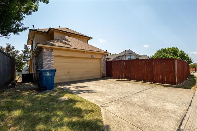 Building Photo - 1726 Northampton Dr