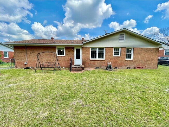 Building Photo - 1414 Berkshire Rd