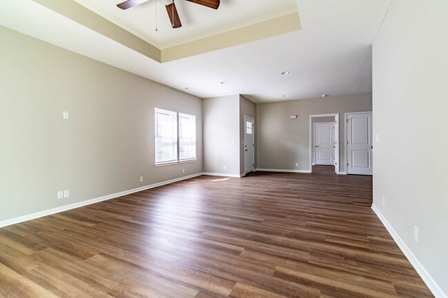 Building Photo - 1526 Park Ave