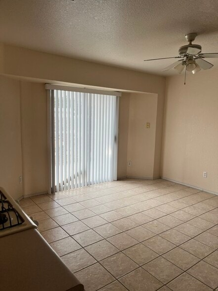 Building Photo - 12591 Kari Anne Dr