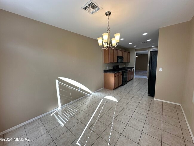 Building Photo - 6258 W Yew Pine Way