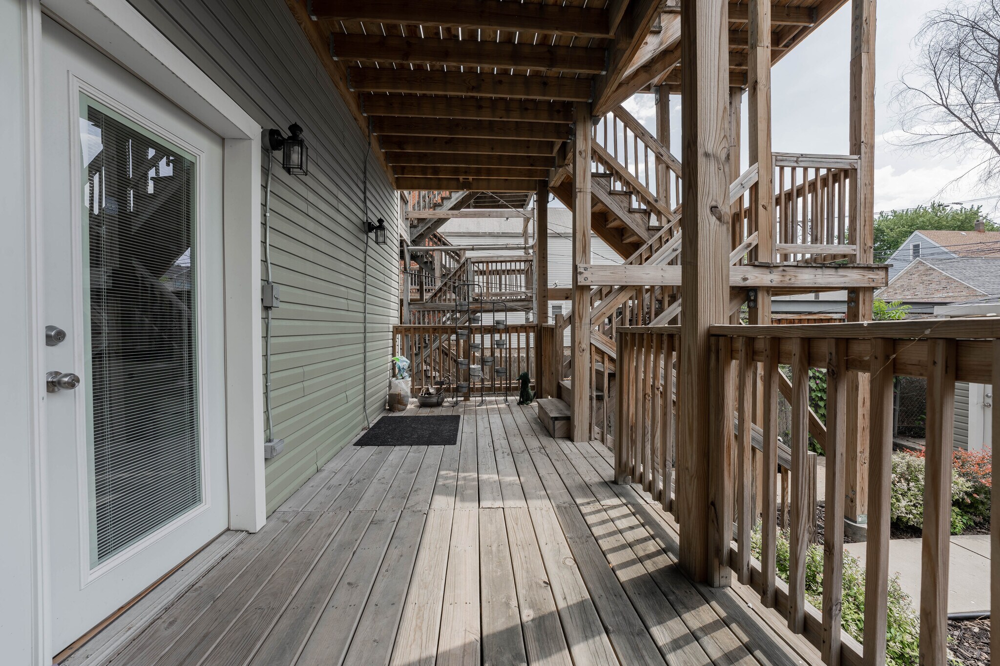 Building Photo - 2651 W Armitage Ave