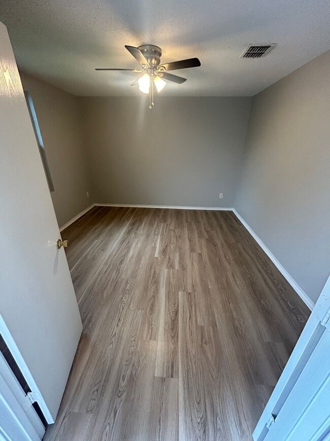 Building Photo - 1253 Tall Grass Dr