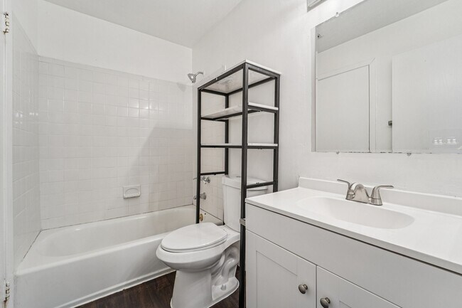 Building Photo - 3103 Glade Springs Dr