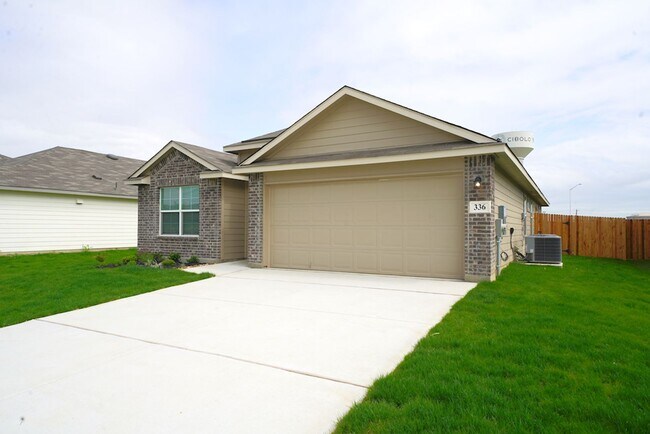 Building Photo - Newly Built Home in Red River Ranch Neighborhood of Cibolo, TX Realtor Commission: $500