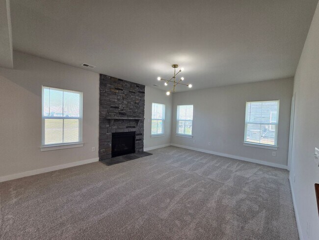 Building Photo - $500 off 1st Full Months Rent!! Minutes from the VA/NC Line