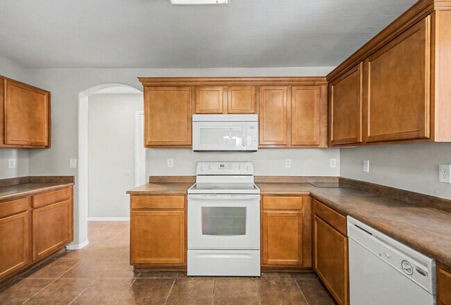 Building Photo - 15451 W Yucatan Dr