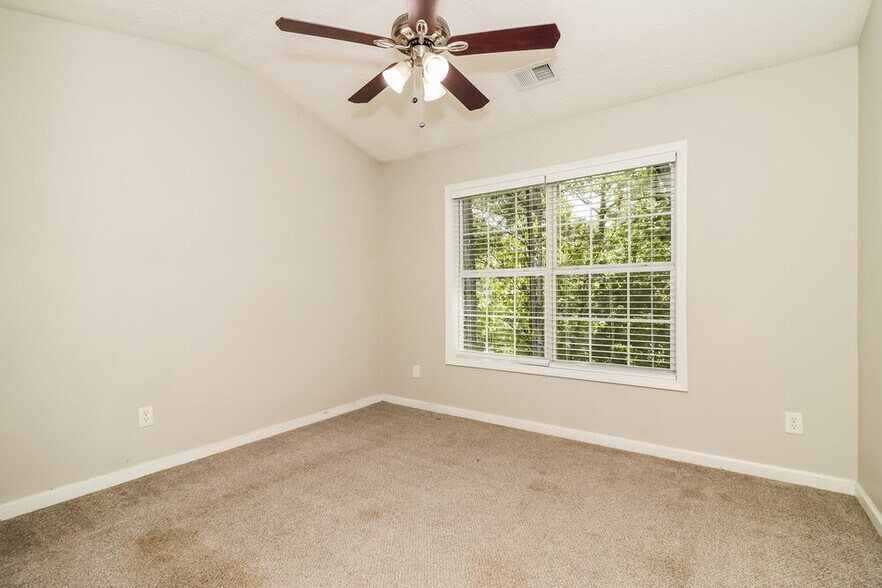 Building Photo - 7106 Hillcrest Chase Dr SW