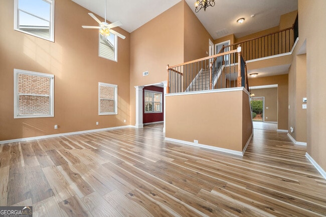 Building Photo - 3325 Earhart Way