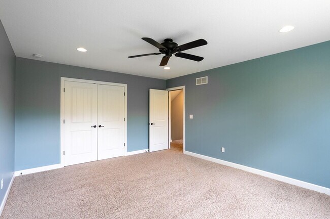 Building Photo - 2414 Nottoway Dr