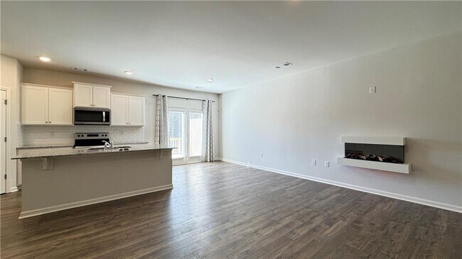 Building Photo - 100 Aspen Ct