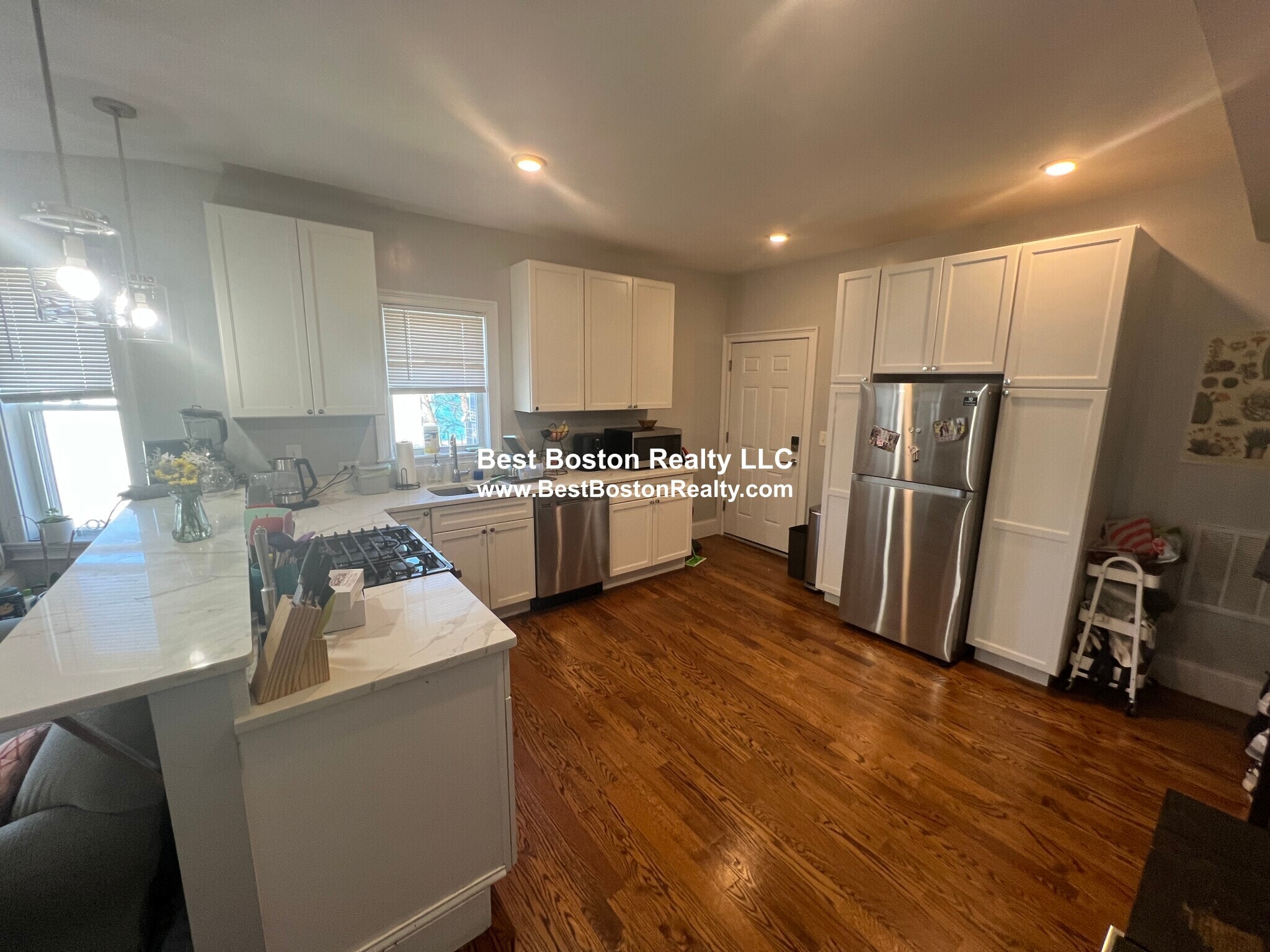 Building Photo - 337 Highland Ave