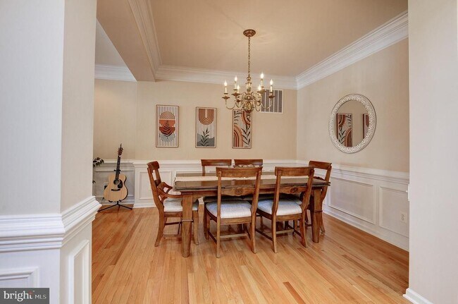 Building Photo - 43395 Briar Creek Terrace