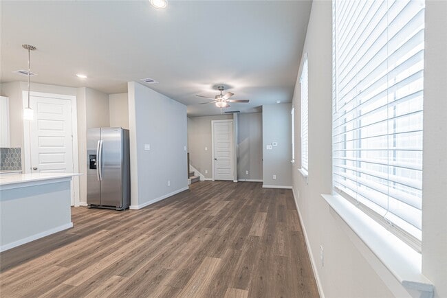 Building Photo - 4109 Fig Grv St