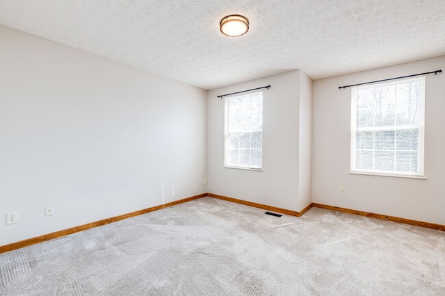 Building Photo - 7225 Bromfield Dr