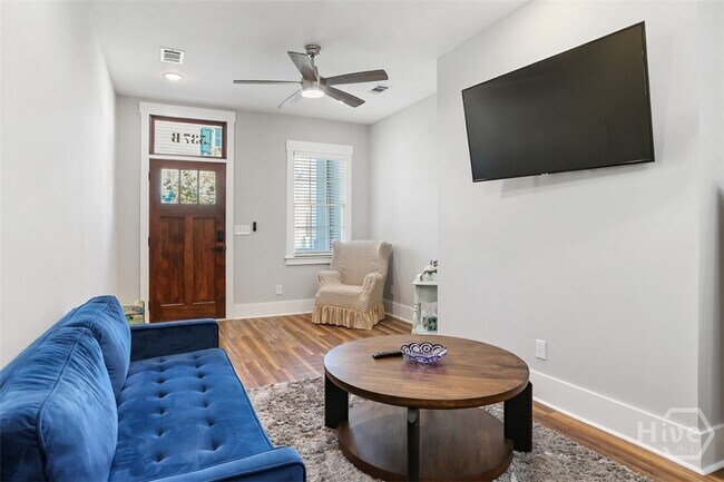 Building Photo - 537 E Congress St