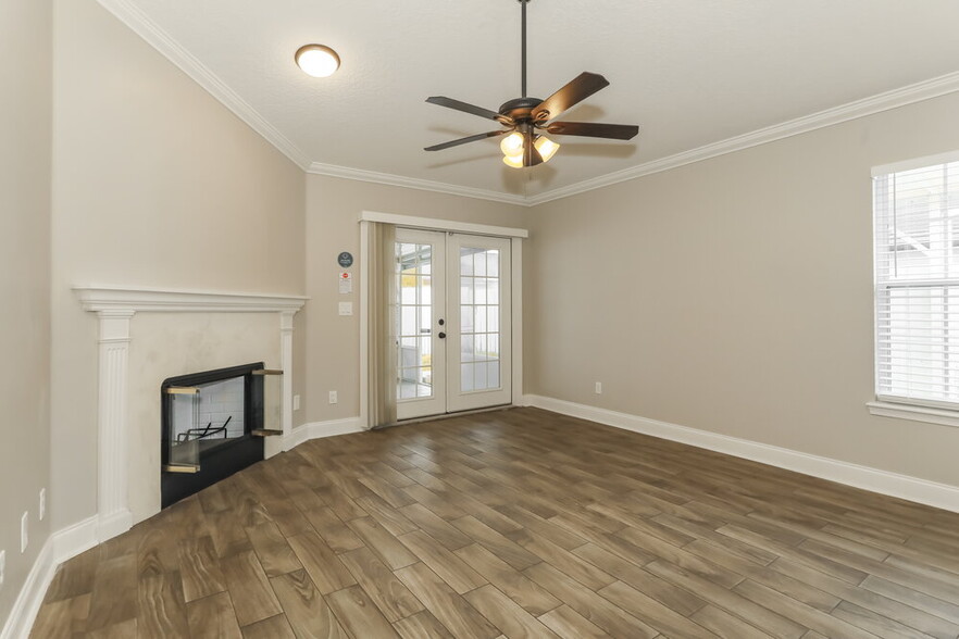 Building Photo - 2891 Tuscarora Tr