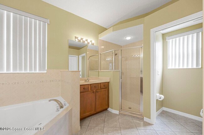 Building Photo - 4720 Portage Trail