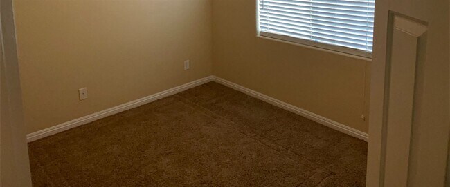 Building Photo - REALLY NICE HOME    NEVADA RANCH estates