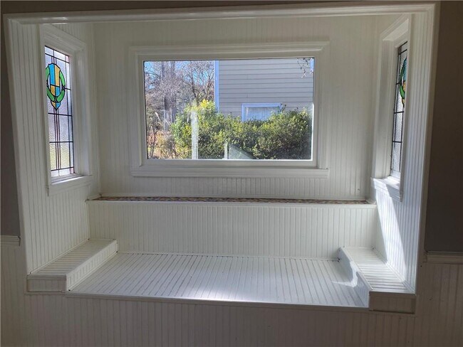 Building Photo - 3655 Liberty Ln