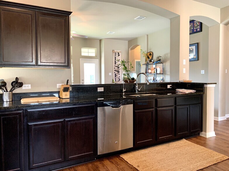 Building Photo - 4704 Prewitt Ranch Rd