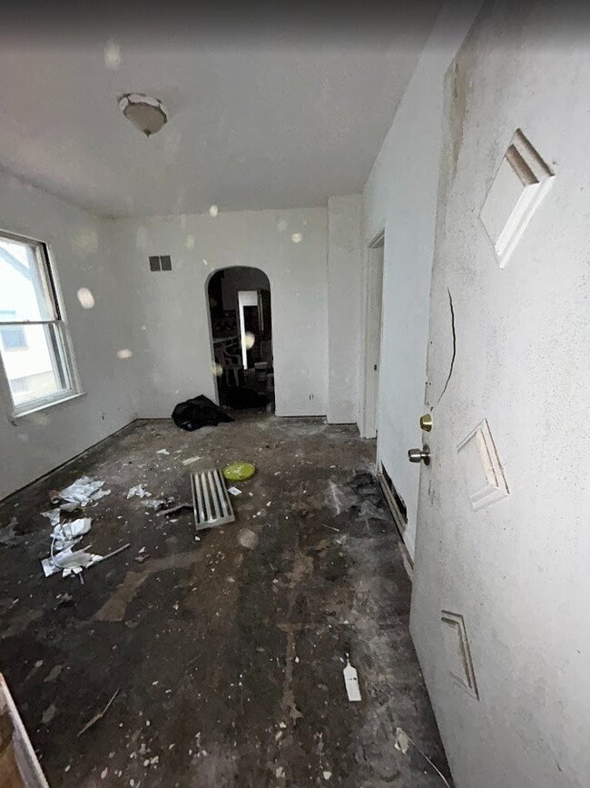 Building Photo - 2114 Lexa Dr