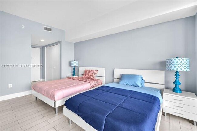Building Photo - 2602 Halladale cu-T3105