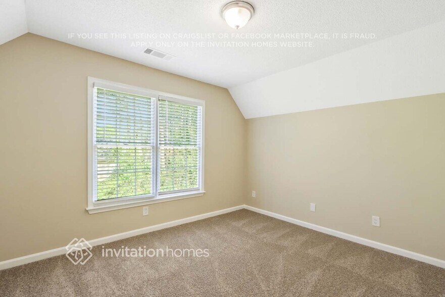 Building Photo - 4923 Harrington Pl