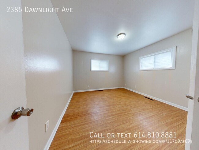 Building Photo - 2385 Dawnlight Ave