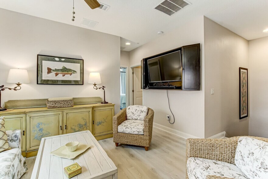 Building Photo - 2152 White Sands Way