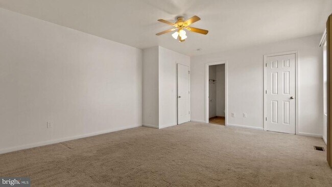 Building Photo - 11011 Coreys Way