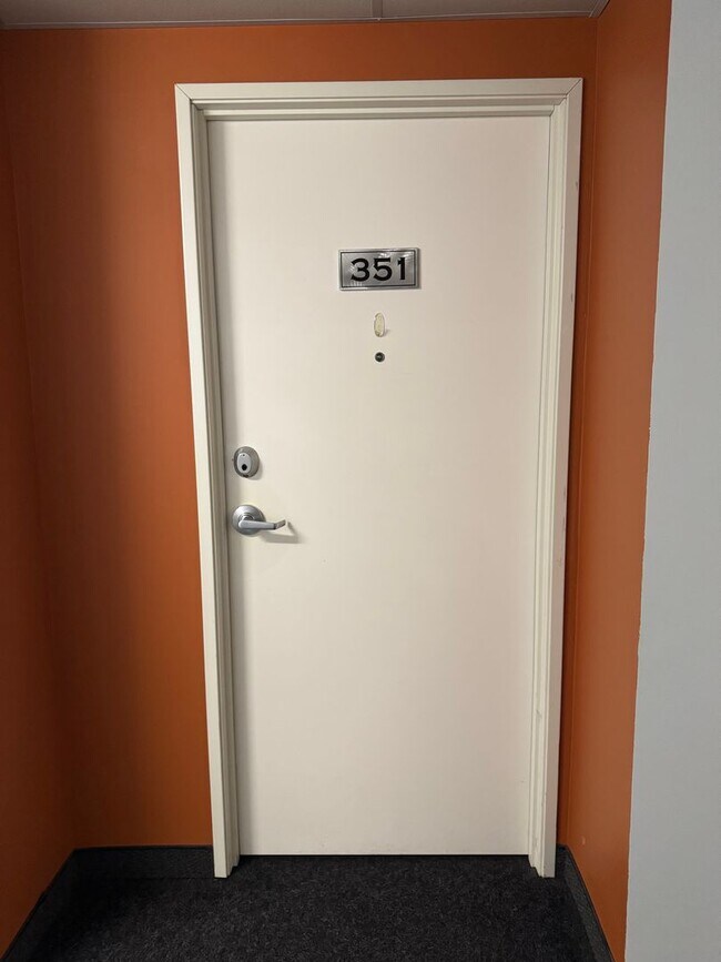 Building Photo - Lehigh Riverport Condo Available