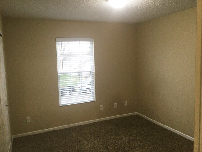 Building Photo - 1071 Highpointe Boulevard