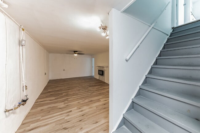 Building Photo - 2964 Werkridge Dr