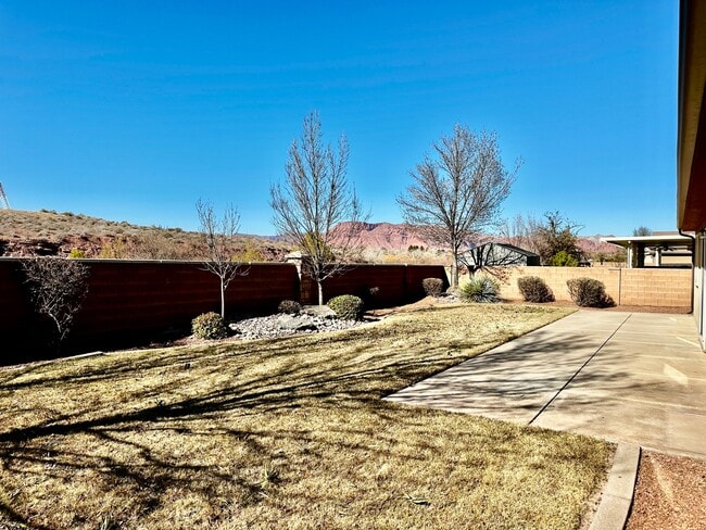 Building Photo - 1223 N 2190 W